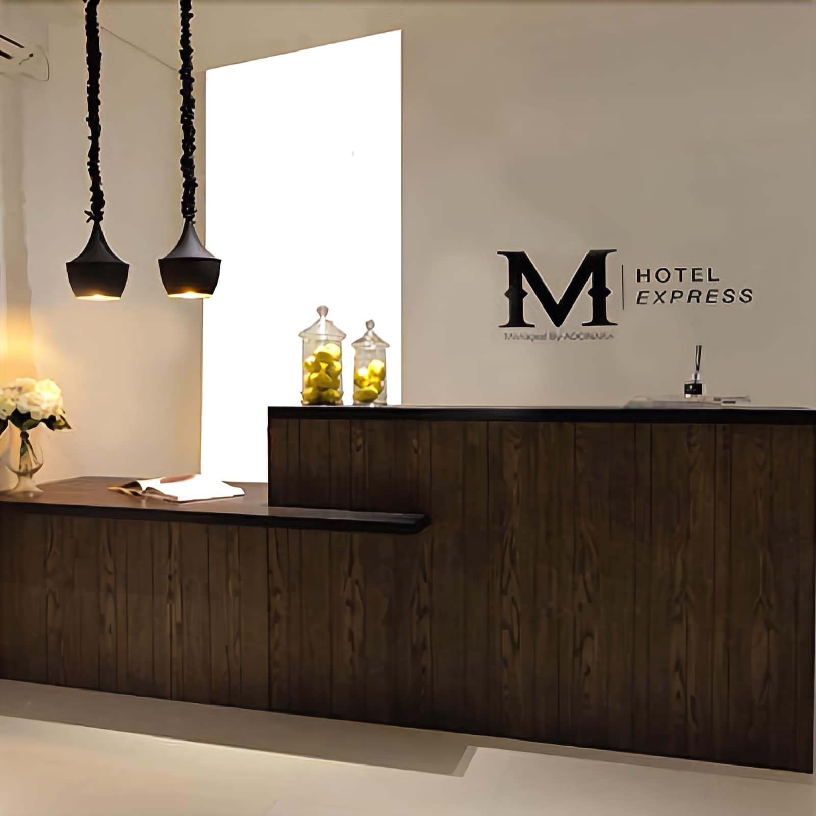 M Hotel Sorong Extérieur photo