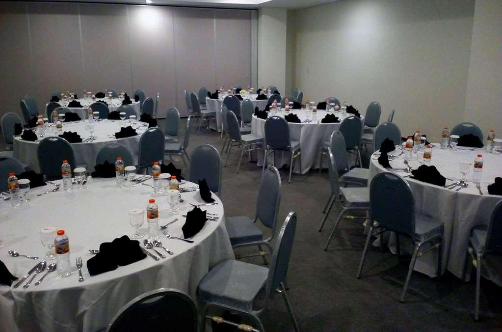 M Hotel Sorong Facilités photo